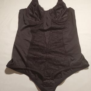 Black floral lace slimming boby suit